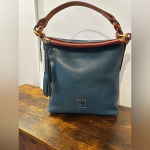 Dooney Randy Denim
Brand New,Never Carried
Color is not available on website.